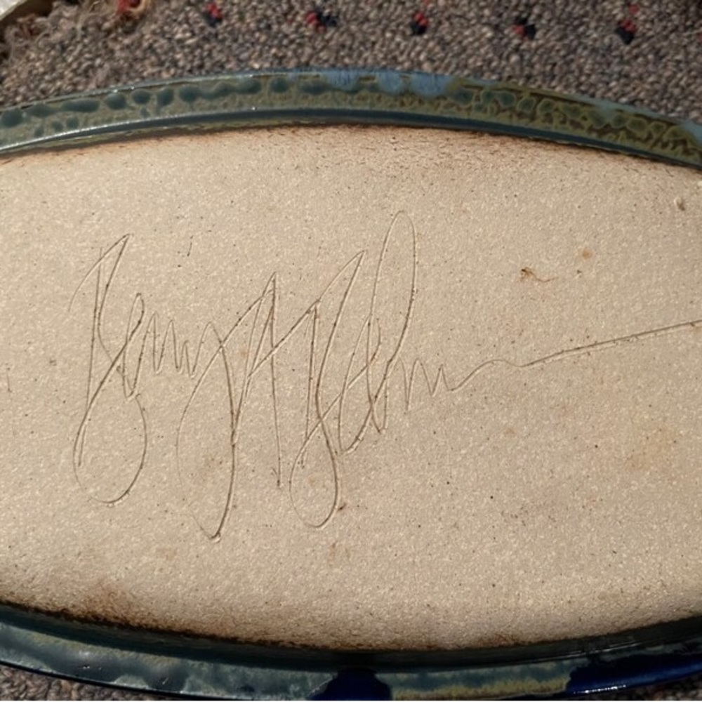 Hand crafted bread tray. - Picture 3 of 6